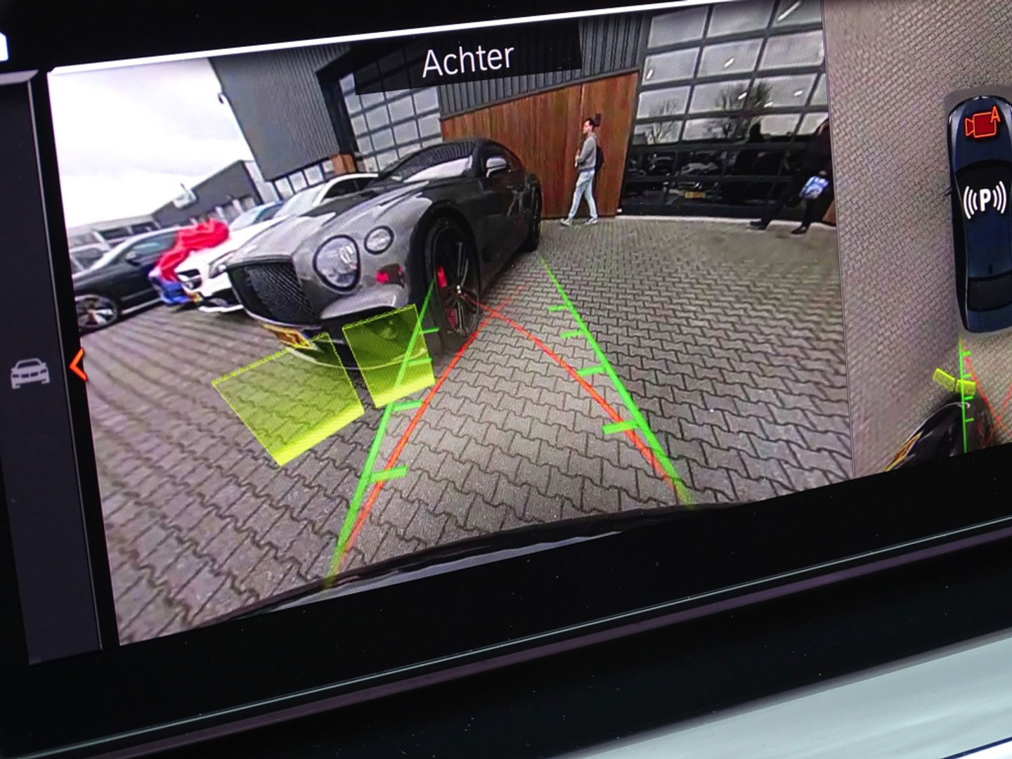 BMW 5 Serie 530e 292PK M-Sport / M- Individual / alcantara / 360° / Laser