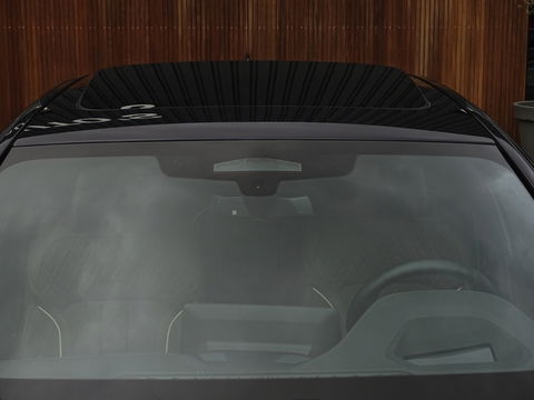 BMW 5 Serie 530e 292PK M-Sport / M- Individual / alcantara / 360° / Laser