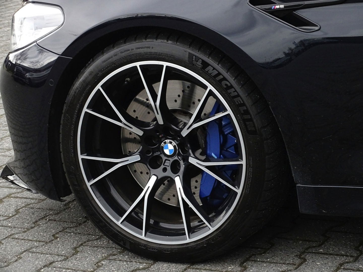 BMW 5 Serie M5 Competition V8 627PK / CARBON / Individual / Laser / 360°