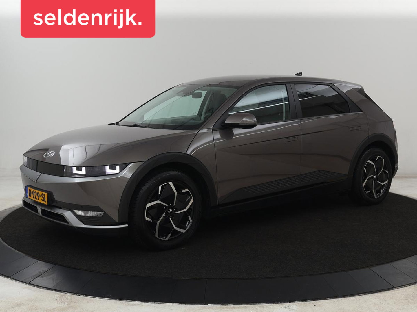 Hyundai IONIQ 5 Connect 58 kWh | SOH 91% | Warmtepomp | Stoelverwarming | Adaptive cruise | Bose Sound | Camera | Carplay | Half leder | Vehicle-to-load | Keyless | Navigatie | Full LED
