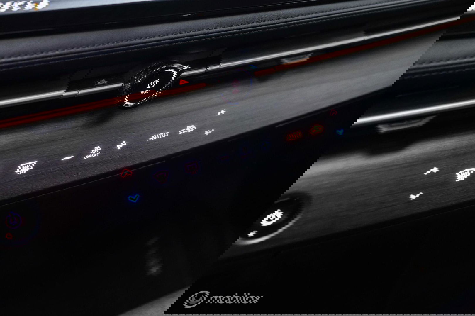 Nissan ARIYA Advance 66 kWh | 360 camera | navigatie | Halfleder | NAP NL auto | Rijklaarprijs | stoelverwarming |