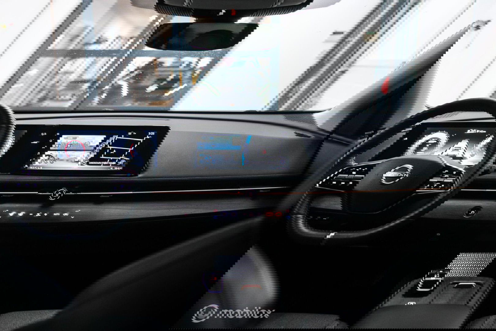 Nissan ARIYA Advance 66 kWh | 360 camera | navigatie | Halfleder | NAP NL auto | Rijklaarprijs | stoelverwarming |