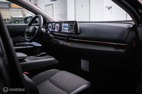 Nissan ARIYA Advance 66 kWh | 360 camera | navigatie | Halfleder | NAP NL auto | Rijklaarprijs | stoelverwarming |