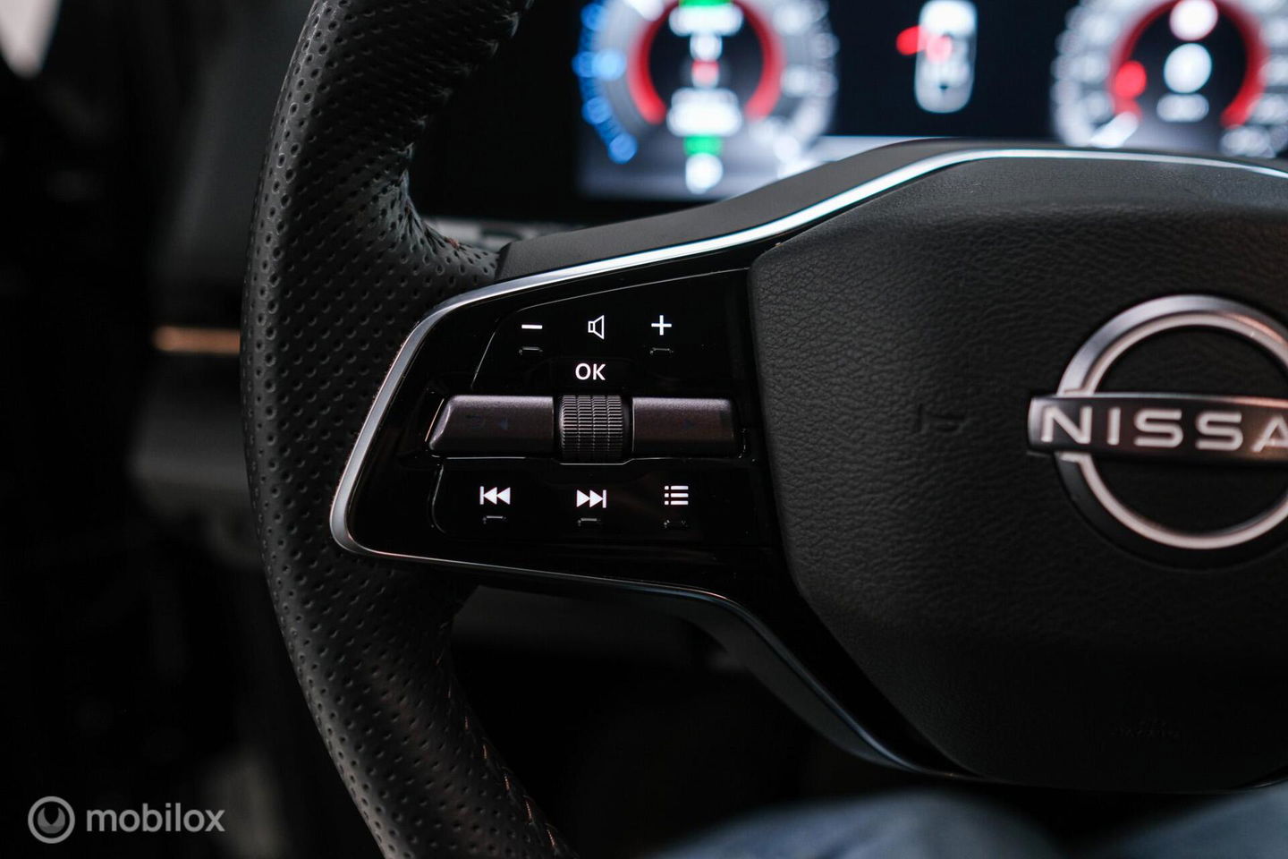 Nissan ARIYA Advance 66 kWh | 360 camera | navigatie | Halfleder | NAP NL auto | Rijklaarprijs | stoelverwarming |