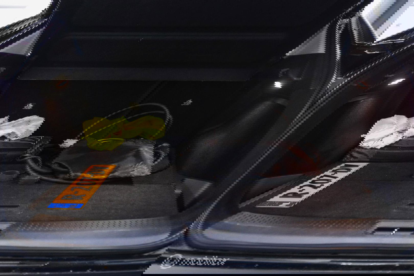 Nissan ARIYA Advance 66 kWh | 360 camera | navigatie | Halfleder | NAP NL auto | Rijklaarprijs | stoelverwarming |