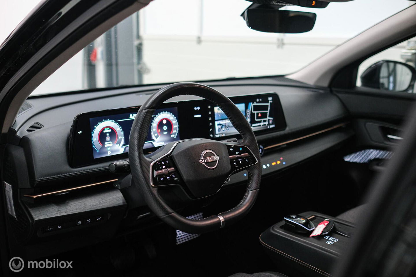 Nissan ARIYA Advance 66 kWh | 360 camera | navigatie | Halfleder | NAP NL auto | Rijklaarprijs | stoelverwarming |