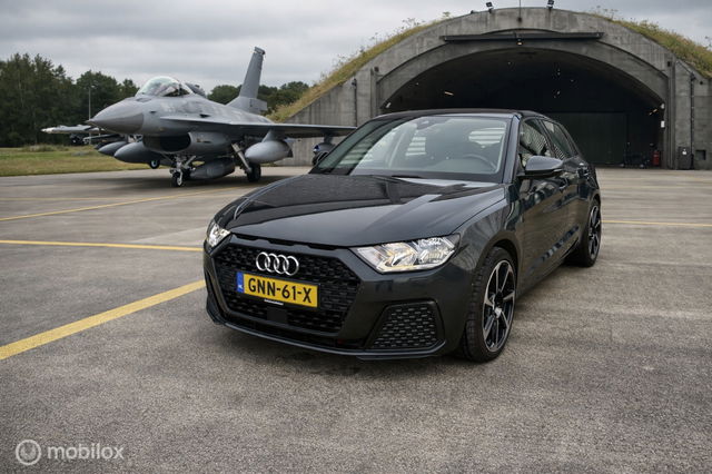 Audi A1 Sportback - 25 TFSI Pro Line Lane Assist Cruise Autom