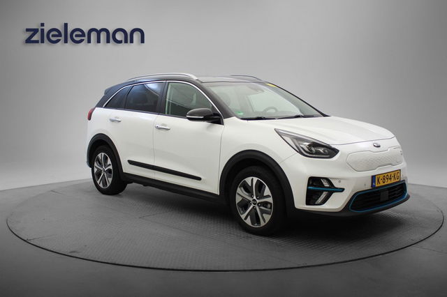 Kia e-Niro - DynamicPlusLine 3 Fase 64 kWh - Carplay, Half Leer, Camera, Stuur/Stoelverw. JBL