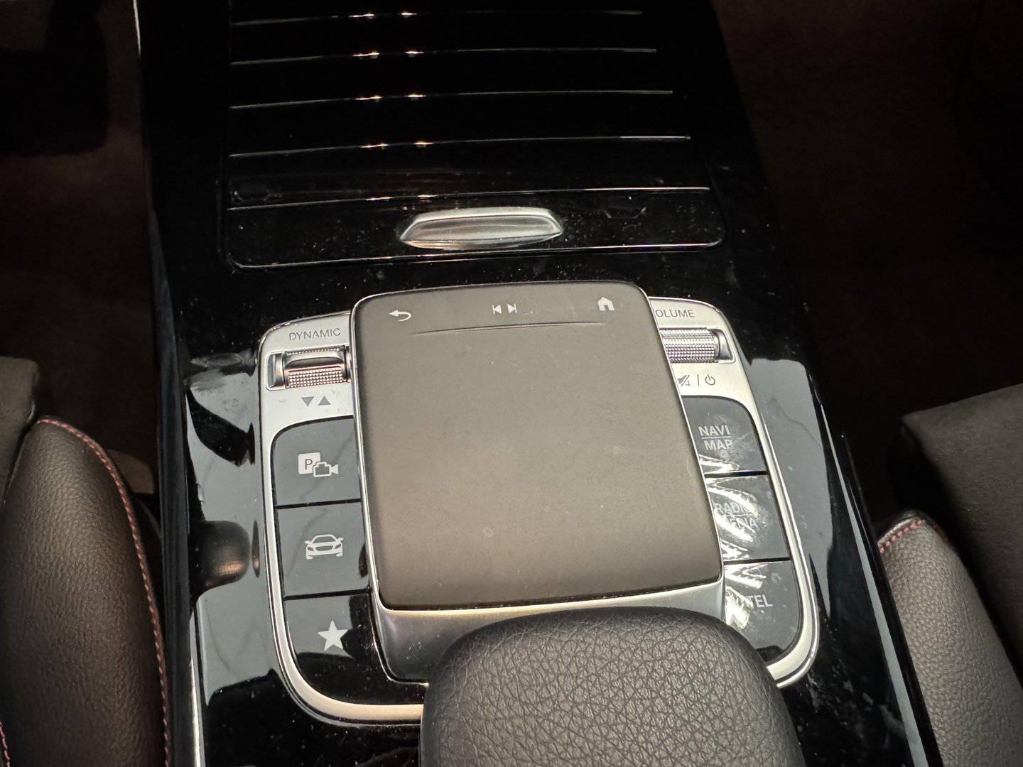 Mercedes-Benz A-Klasse 180 Business Solution AMG Night Upgrade