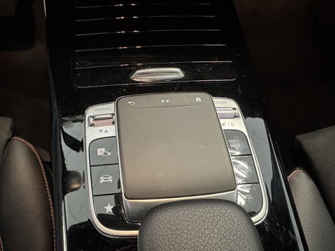 Mercedes-Benz A-Klasse 180 Business Solution AMG Night Upgrade