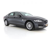 Jaguar XF - 2.0D Portfolio Aut *LEATHER | BI-XENON | NAVI-FULLMAP | KEYLESS | MERIDIAN-SURROUND | SHIFTPADDLES |  LANE-ASSIST | CRUISE | CAMERA | HEATED/COOLED-COMFORTSEATS | 17"ALU*