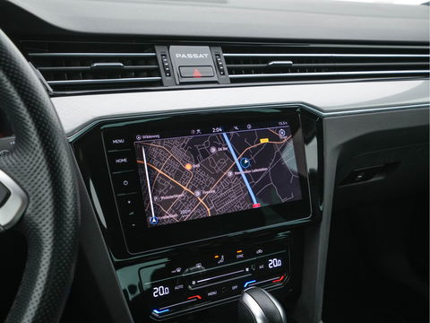Volkswagen Passat 1.4 TSI GTE Business (Plug-In) (INCL-BTW) Aut. *FULL-LED | DIGI-COCKPIT | ADAPTIVE-CRUISE | NAVI-FULLMAP | KEYLESS | DAB+ | COMFORT-SEATS | SHIFTPADDLES | PRIVACY-GLASS | PDC | CAMERA | CARPLAY | 17''ALU*