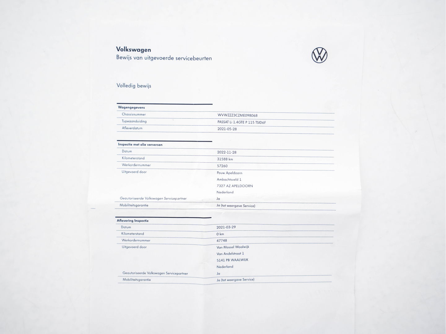 Volkswagen Passat 1.4 TSI GTE Business (Plug-In) (INCL-BTW) Aut. *FULL-LED | DIGI-COCKPIT | ADAPTIVE-CRUISE | NAVI-FULLMAP | KEYLESS | DAB+ | COMFORT-SEATS | SHIFTPADDLES | PRIVACY-GLASS | PDC | CAMERA | CARPLAY | 17''ALU*