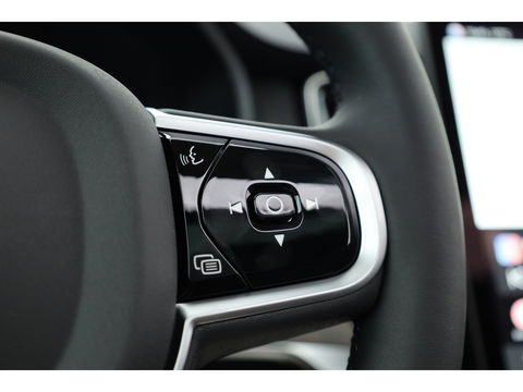 Volvo XC90 2.0 T8 Plug-in hybrid AWD Ultra Dark | Full Option | Luchtvering | B&W  audio | Massage | Pano | HUD | Stoelventilatie | 22'' |