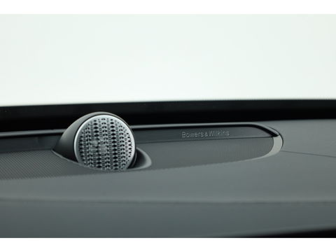 Volvo XC90 2.0 T8 Plug-in hybrid AWD Ultra Dark | Full Option | Luchtvering | B&W  audio | Massage | Pano | HUD | Stoelventilatie | 22'' |