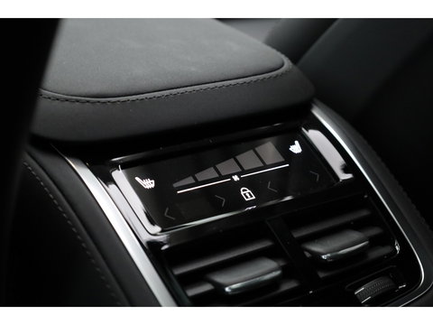 Volvo XC90 2.0 T8 Plug-in hybrid AWD Ultra Dark | Full Option | Luchtvering | B&W  audio | Massage | Pano | HUD | Stoelventilatie | 22'' |