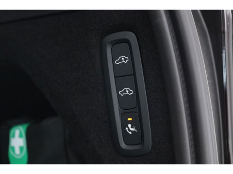 Volvo XC90 2.0 T8 Plug-in hybrid AWD Ultra Dark | Full Option | Luchtvering | B&W  audio | Massage | Pano | HUD | Stoelventilatie | 22'' |