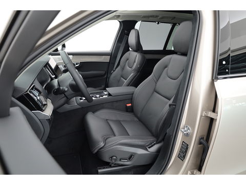 Volvo XC90 2.0 T8 Plug-in hybrid AWD Ultra Dark | Full Option | Luchtvering | B&W  audio | Massage | Pano | HUD | Stoelventilatie | 22'' |