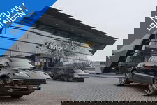 Porsche Macan - 3.0 S V6 340pk Panoramadak Sport chrono 21" LMV Facelift lampen Alcantara Elektrische achterklep