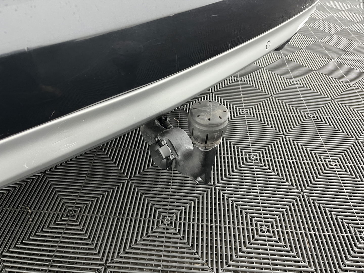 Volvo XC90 2.0 T8 Twin Engine AWD Inscription [ 7-Pers. ] (INCL-BTW) Aut. *PANO | HEAD-UP | LUXURY-LEATHER | FULL-LED | DIGI-COCKPIT | NAVI-FULLMAP | CARPLAY | ECC | HEATED-COMFORTSEATS | LANE-ASSIST | PDC | TOWBAR | 19"ALU*