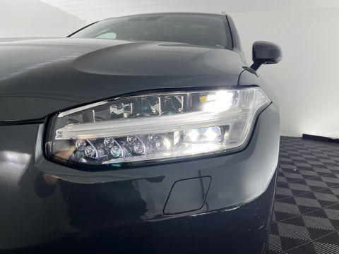 Volvo XC90 2.0 T8 Twin Engine AWD Inscription [ 7-Pers. ] (INCL-BTW) Aut. *PANO | HEAD-UP | LUXURY-LEATHER | FULL-LED | DIGI-COCKPIT | NAVI-FULLMAP | CARPLAY | ECC | HEATED-COMFORTSEATS | LANE-ASSIST | PDC | TOWBAR | 19"ALU*