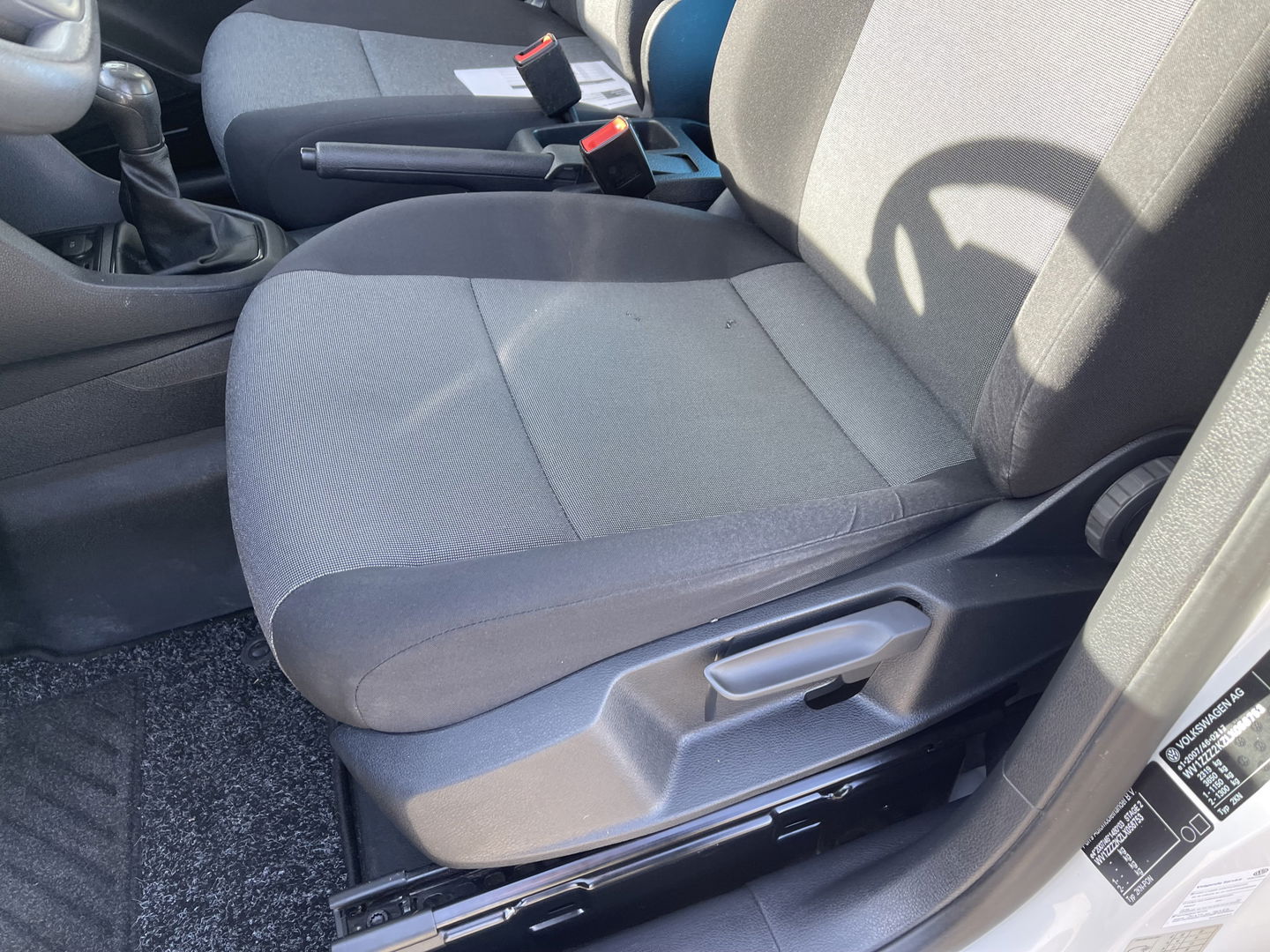 Volkswagen Caddy 2.0 TDI 102pk L2H1 BMT Maxi Comfortline / Flexmo ingerichte laadruimte met omvormer ! / vaste prijs rijklaar € 13.950 ex btw / lease vanaf € 235 / euro 6 / bpm vrij / airco / cruise