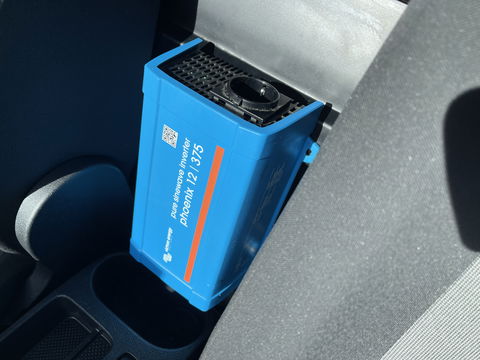 Volkswagen Caddy 2.0 TDI 102pk L2H1 BMT Maxi Comfortline / Flexmo ingerichte laadruimte met omvormer ! / vaste prijs rijklaar € 13.950 ex btw / lease vanaf € 235 / euro 6 / bpm vrij / airco / cruise