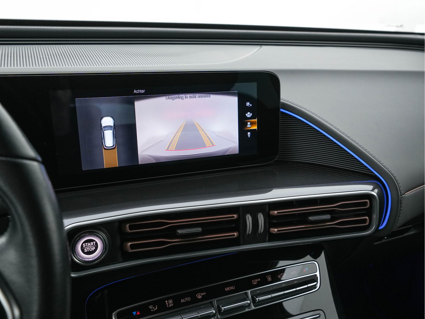 Mercedes-Benz EQC 400 4MATIC Business Solution Luxury 80 kWh {SOH-89%} (INCL.BTW) Aut.*LEATHER | FULL-LED | DISTRONIC | BLINDSPOT | HEATED-COMFORTSEATS | DIGI-WIDESCREEN | DAB+ | KEYLESS | AMBIENTLIGHT | NAVI-FULLMAP | ECC | PRIVACY-GLASS | PDC | 20''ALU*