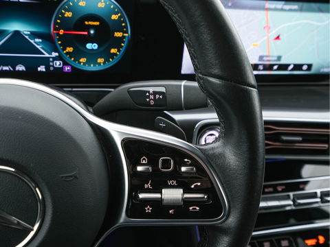 Mercedes-Benz EQC 400 4MATIC Business Solution Luxury 80 kWh {SOH-89%} (INCL.BTW) Aut.*LEATHER | FULL-LED | DISTRONIC | BLINDSPOT | HEATED-COMFORTSEATS | DIGI-WIDESCREEN | DAB+ | KEYLESS | AMBIENTLIGHT | NAVI-FULLMAP | ECC | PRIVACY-GLASS | PDC | 20''ALU*