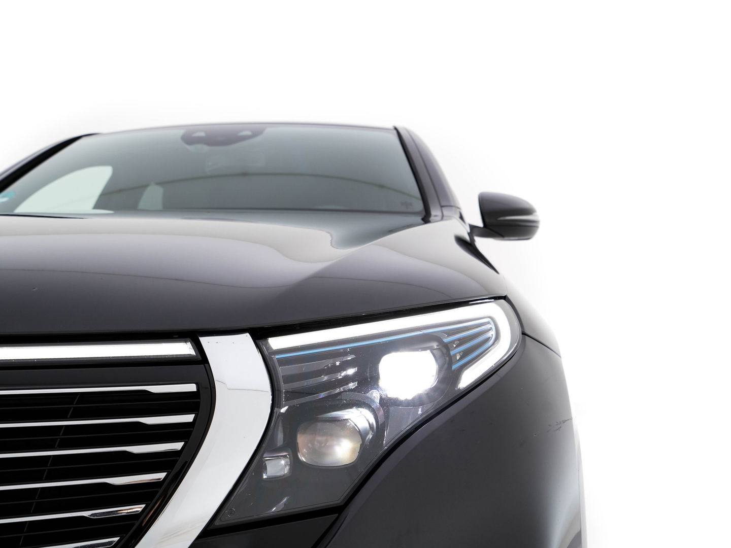 Mercedes-Benz EQC 400 4MATIC Business Solution Luxury 80 kWh {SOH-89%} (INCL.BTW) Aut.*LEATHER | FULL-LED | DISTRONIC | BLINDSPOT | HEATED-COMFORTSEATS | DIGI-WIDESCREEN | DAB+ | KEYLESS | AMBIENTLIGHT | NAVI-FULLMAP | ECC | PRIVACY-GLASS | PDC | 20''ALU*