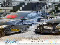 BMW 3 Serie - 330e M-Pakket/Leder/Cruise/Navigatie/Led/ *Storing 2e kachel*