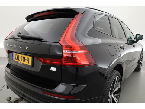 Volvo XC60 2.0 T6 Plug-in hybrid AWD Plus Dark | Trekhaak | Pano | Blis | ACC | 360 Camera | H&K Audio | Mem Stoelen |