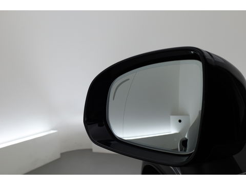 Volvo XC60 2.0 T6 Plug-in hybrid AWD Plus Dark | Trekhaak | Pano | Blis | ACC | 360 Camera | H&K Audio | Mem Stoelen |