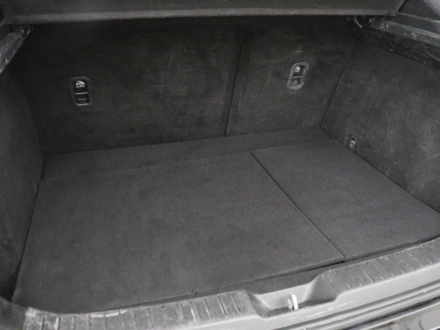 Mazda CX-30 2.0 e-SkyActiv-X M Hybrid Comfort | Stoelverwarming | Head-Up | Camera | Carplay | Adaptive cruise | Navigatie | Stuurverwarming | 18'' | Keyless | Full LED | Climate control