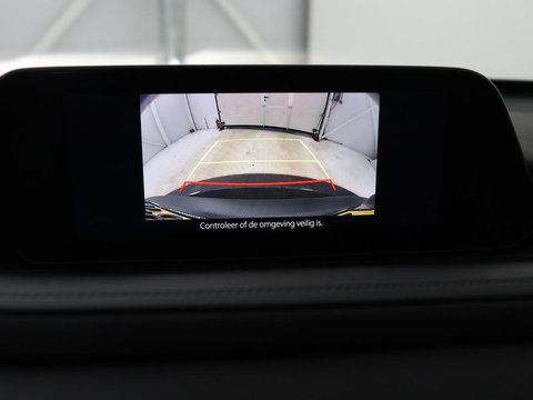 Mazda CX-30 2.0 e-SkyActiv-X M Hybrid Comfort | Stoelverwarming | Head-Up | Camera | Carplay | Adaptive cruise | Navigatie | Stuurverwarming | 18'' | Keyless | Full LED | Climate control