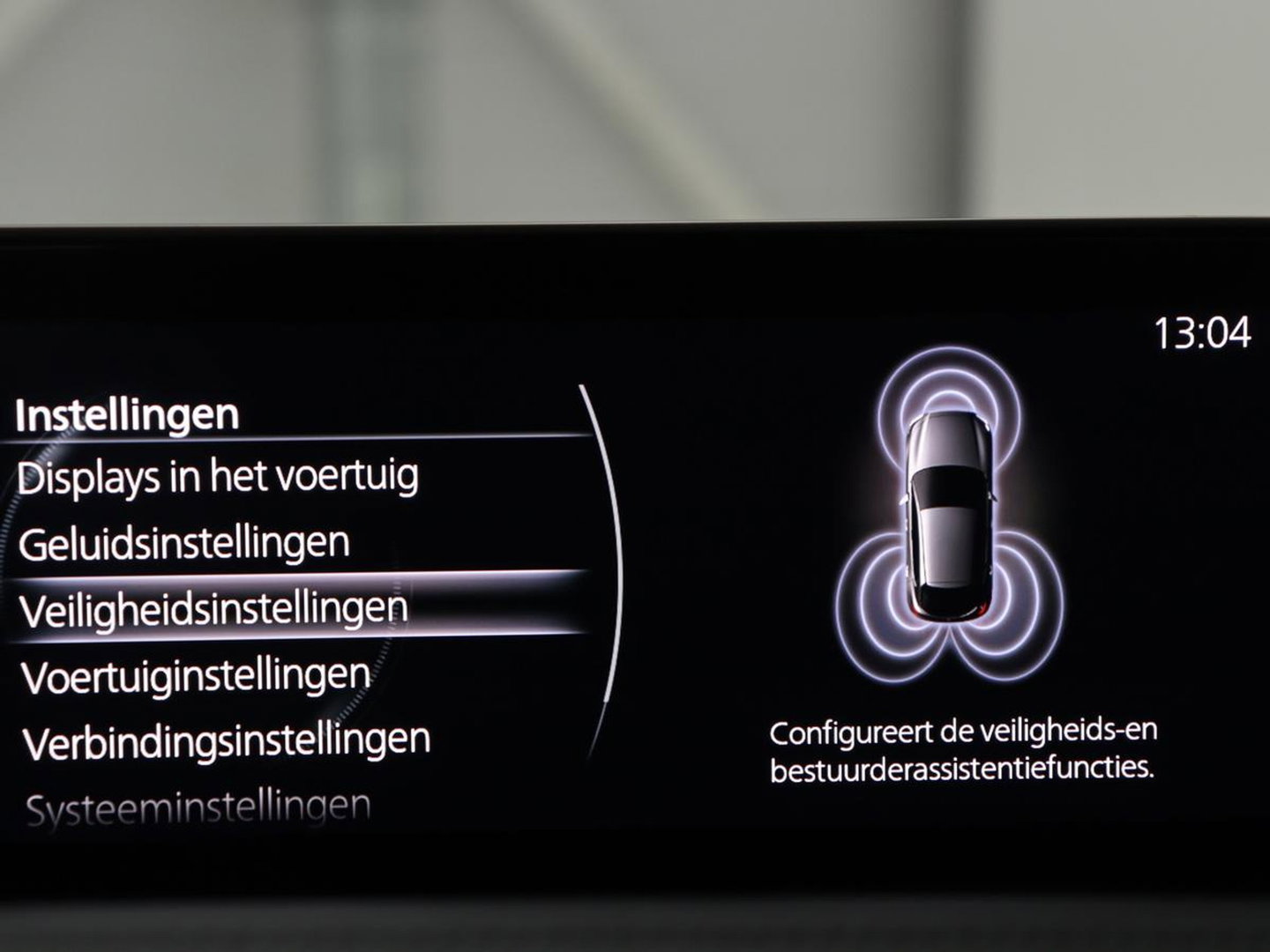 Mazda CX-30 2.0 e-SkyActiv-X M Hybrid Comfort | Stoelverwarming | Head-Up | Camera | Carplay | Adaptive cruise | Navigatie | Stuurverwarming | 18'' | Keyless | Full LED | Climate control