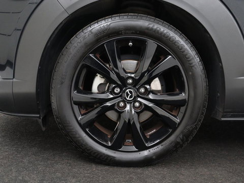 Mazda CX-30 2.0 e-SkyActiv-X M Hybrid Comfort | Stoelverwarming | Head-Up | Camera | Carplay | Adaptive cruise | Navigatie | Stuurverwarming | 18'' | Keyless | Full LED | Climate control