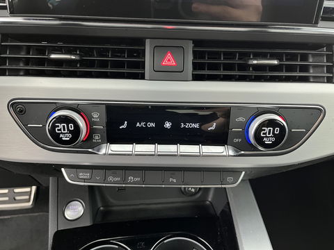 Audi A4 Limousine 35 TFSI S edition S-Line (INCL.BTW) Aut. *LEATHER-FABRIC | FULL-LED | DIGI-COCKPIT | DAB+ | CAMERA | SPORT-SEATS | PRIVACY-GLASS | ECC | PDC | CRUISE | 19''ALU*