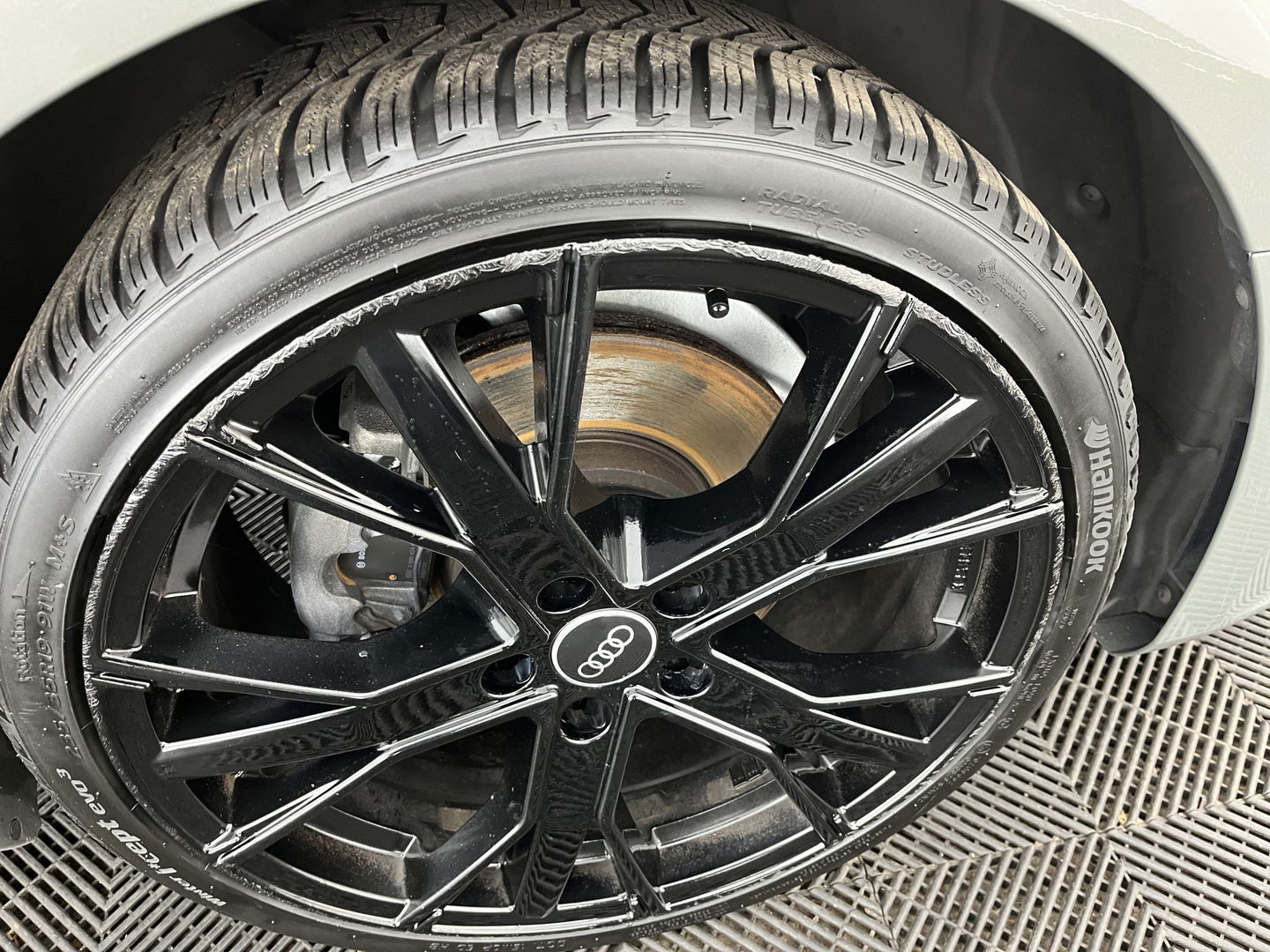 Audi A4 Limousine 35 TFSI S edition S-Line (INCL.BTW) Aut. *LEATHER-FABRIC | FULL-LED | DIGI-COCKPIT | DAB+ | CAMERA | SPORT-SEATS | PRIVACY-GLASS | ECC | PDC | CRUISE | 19''ALU*