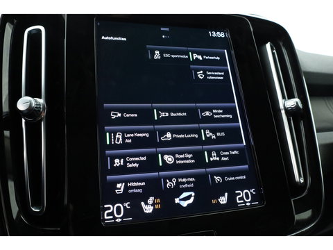 Volvo XC40 1.5 T5 Plug-in hybrid Plus Bright | Facelift | Trekhaak | Leer | Adap. Cruise | H&K Audio | Blis |