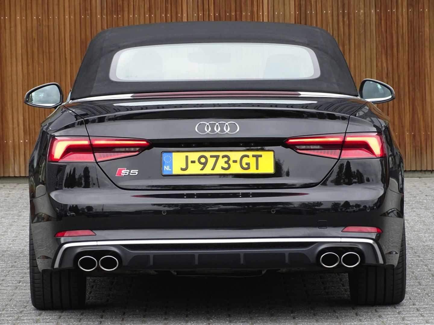 Audi A5 Cabriolet S5 3.0 V6T 354PK Quattro / B&O / 360˚ / LED