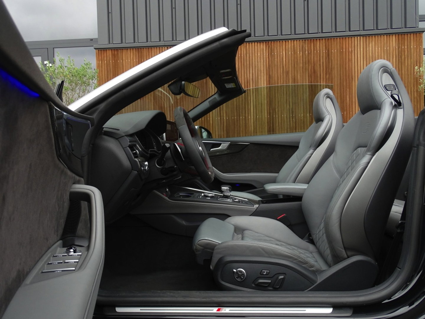 Audi A5 Cabriolet S5 3.0 V6T 354PK Quattro / B&O / 360˚ / LED