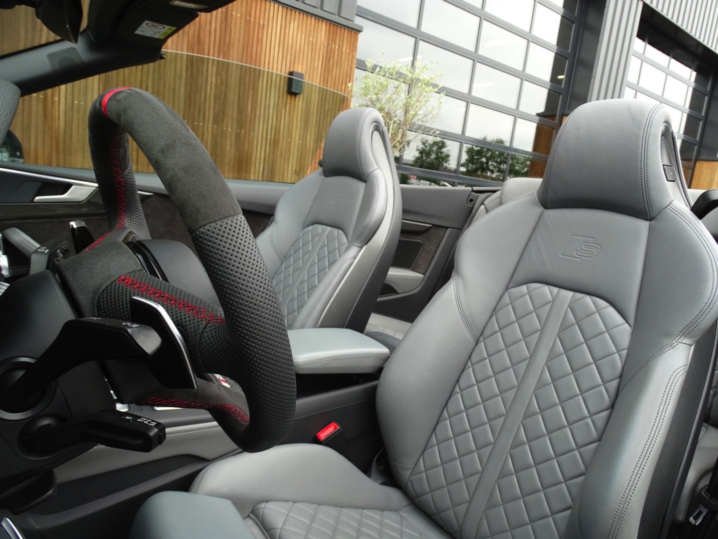 Audi A5 Cabriolet S5 3.0 V6T 354PK Quattro / B&O / 360˚ / LED