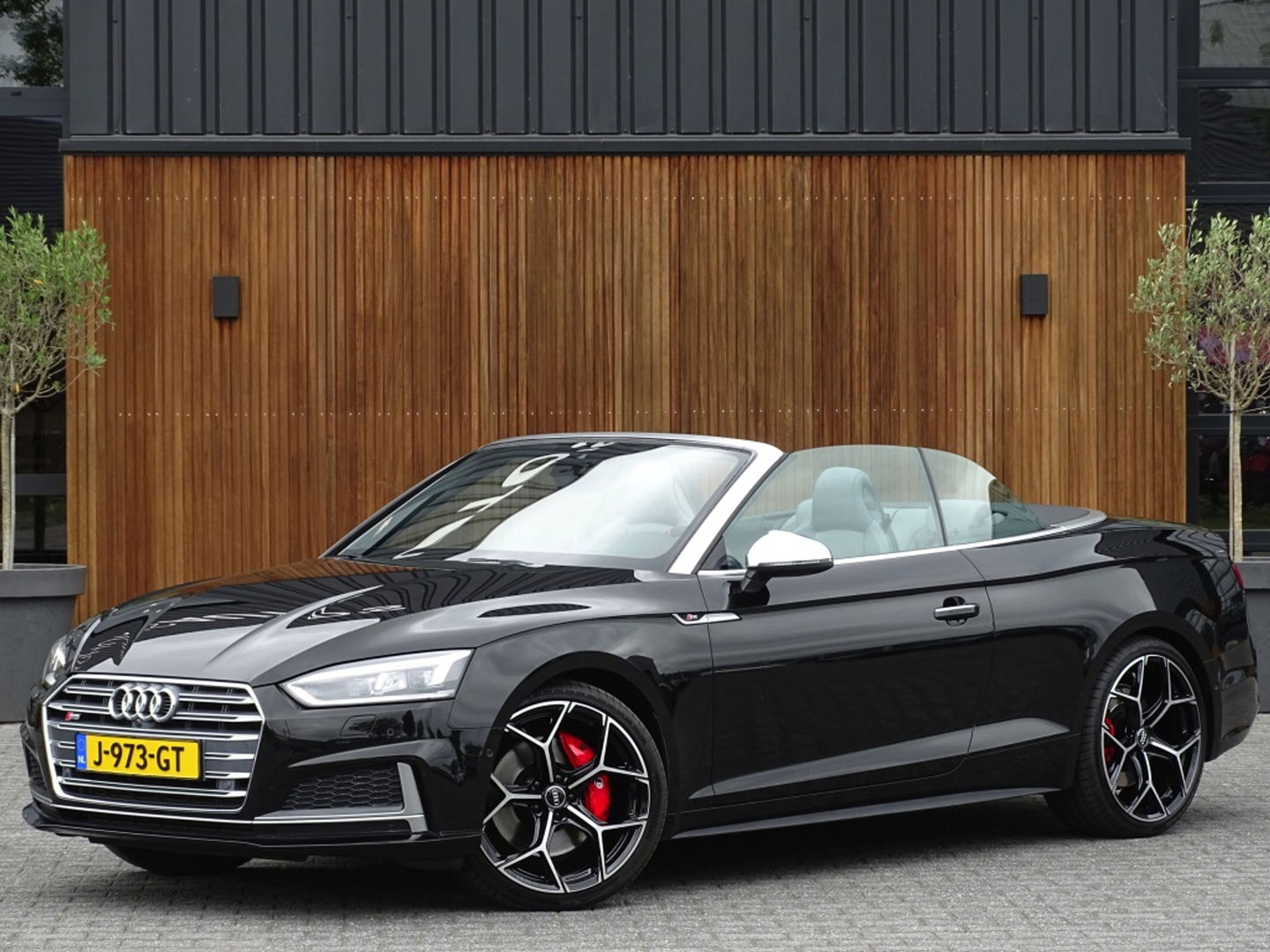 Audi A5 Cabriolet S5 3.0 V6T 354PK Quattro / B&O / 360˚ / LED