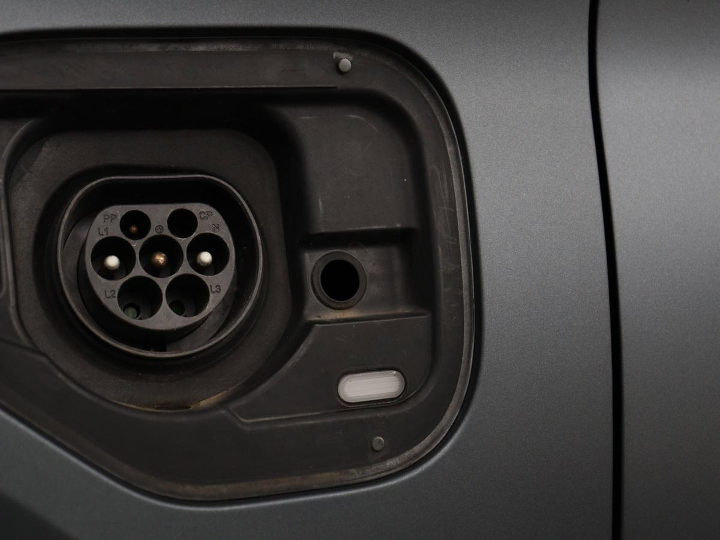 CUPRA Leon 1.4 eHybrid VZ Copper Edition | 245pk | Panoramadak | Stoelverwarming | Camera | Adaptive cruise | Sportstoelen | Sfeerverlichting | Carplay | Navigatie | Keyless | Stuurverwarming | PHEV | Plug In