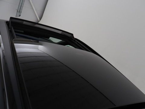 CUPRA Leon 1.4 eHybrid VZ Copper Edition | 245pk | Panoramadak | Stoelverwarming | Camera | Adaptive cruise | Sportstoelen | Sfeerverlichting | Carplay | Navigatie | Keyless | Stuurverwarming | PHEV | Plug In