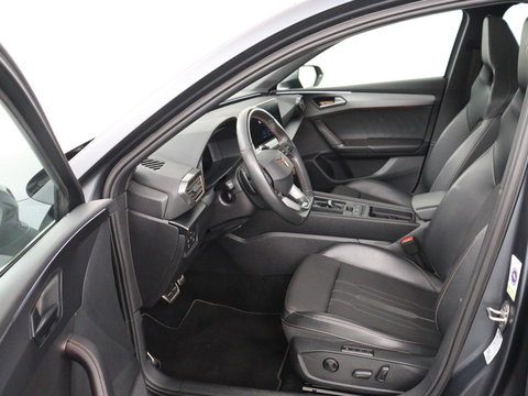 CUPRA Leon 1.4 eHybrid VZ Copper Edition | 245pk | Panoramadak | Stoelverwarming | Camera | Adaptive cruise | Sportstoelen | Sfeerverlichting | Carplay | Navigatie | Keyless | Stuurverwarming | PHEV | Plug In