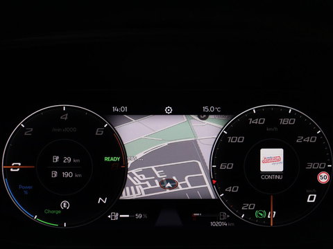 CUPRA Leon 1.4 eHybrid VZ Copper Edition | 245pk | Panoramadak | Stoelverwarming | Camera | Adaptive cruise | Sportstoelen | Sfeerverlichting | Carplay | Navigatie | Keyless | Stuurverwarming | PHEV | Plug In