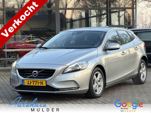 Volvo V40 - 2.0 T2 Momentum Xenon/Clima/Navigatie/Stoelverwarming/PDC