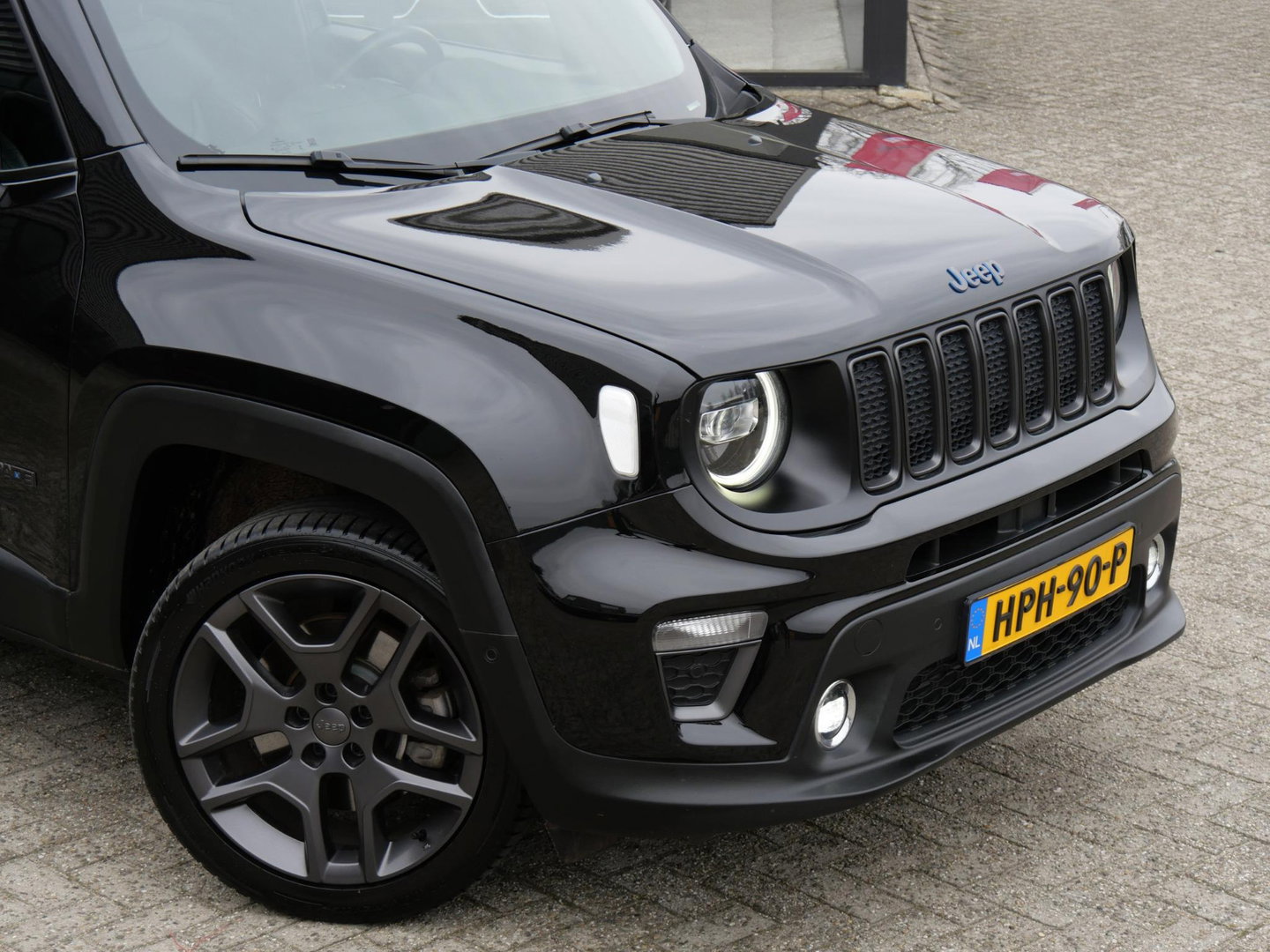 Jeep Renegade 4xe 240 PLUG-IN/ 19INCH/ LEER/ KENWOOD PREMIUM AUDIO/ KEYLESS